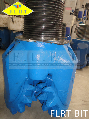 Buon prezzo lo scalpello a rulli del dente d'acciaio FSG124 di 311.2mm/pezzo della perforazione a rotazione con gomma ha sigillato il cuscinetto in linea